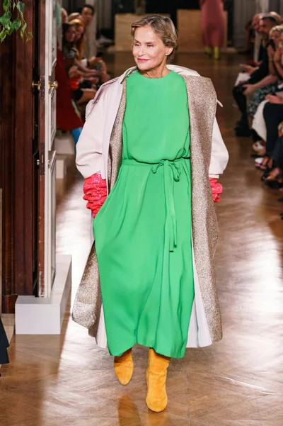 Look 11